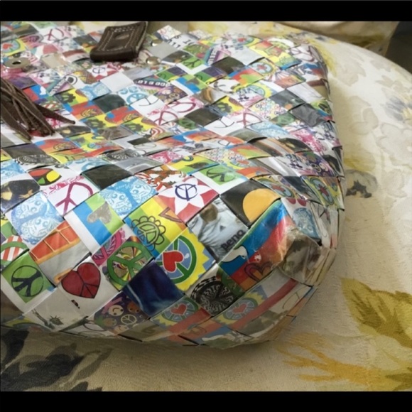 Nahui Ollin candy wrapper Peace & Love Pattern with storage bag - Picture 6 of 8